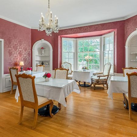 Beland Mansion-Blooming Garden Suite! Fort Smith Exterior foto