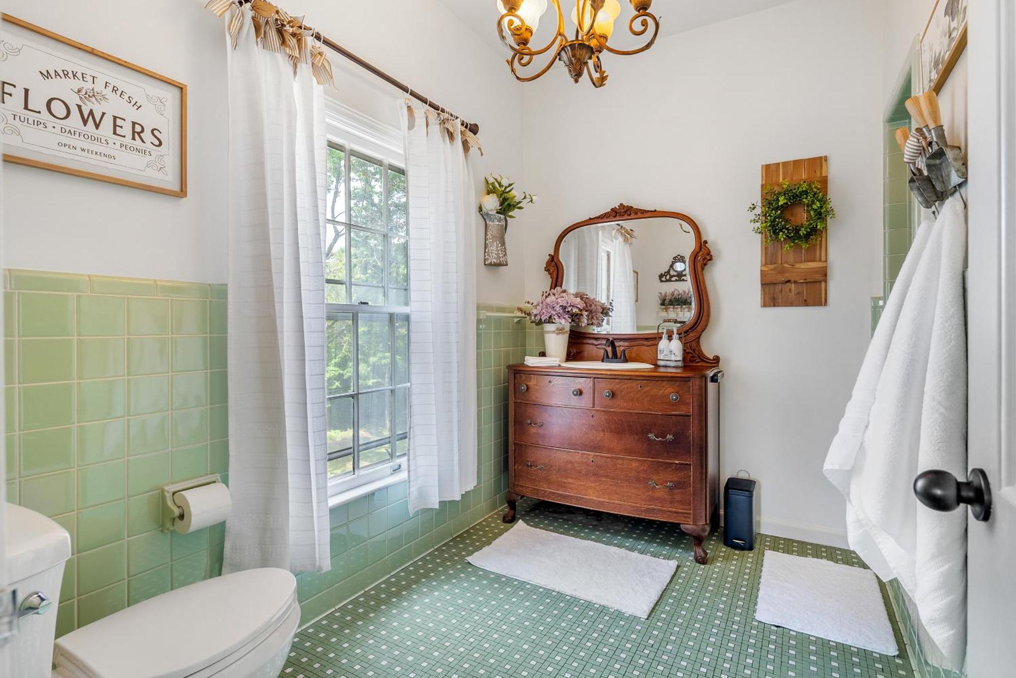 Beland Mansion-Blooming Garden Suite! Fort Smith Exterior foto